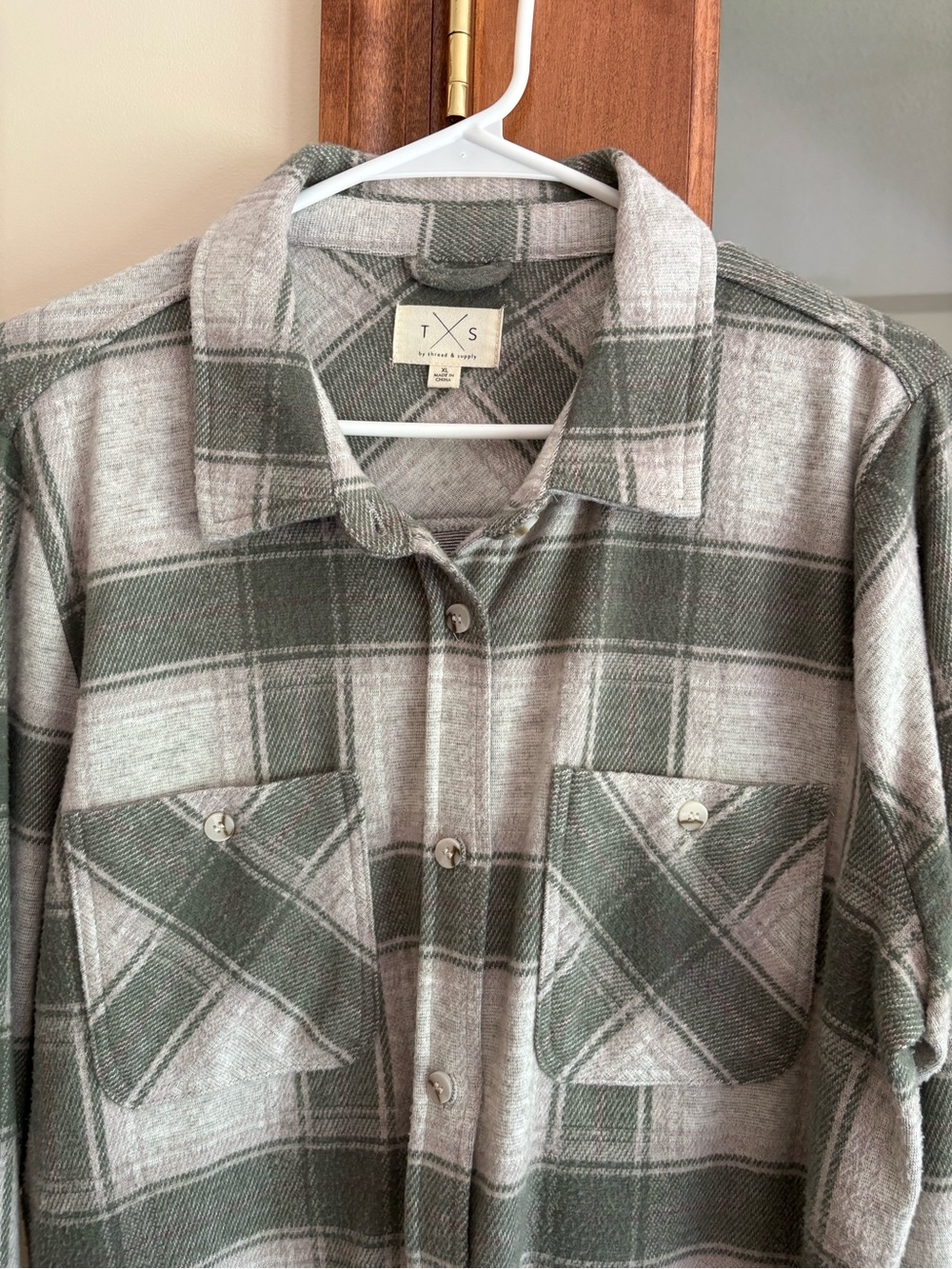 Thread and Supply Lewis Flannel shirt size XL